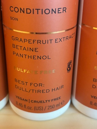 Revolution Haircare Bundle 12 X Vitamin C Conditioners & 4 X Plex Liquid Gloss - Picture 16 of 24