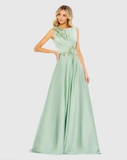 Mac Duggal 20365 Sage Floral Applique Sleeveless A Line Gown Sz 10