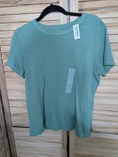 Old Navy Active Women's Shirt Size L Green Shortsleeve Solid New