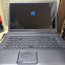 Sony VAIO Laptop Intel Pentium Windows Boots NO Charger Included