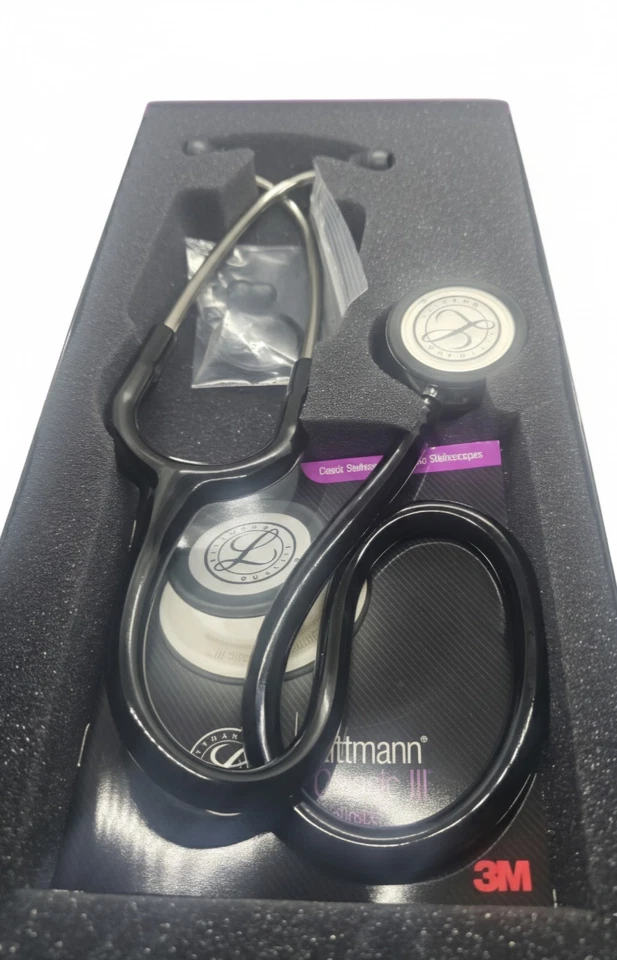 Estetoscopio Littmann Classic III 27 pulgadas - negro Foto 2 de 4