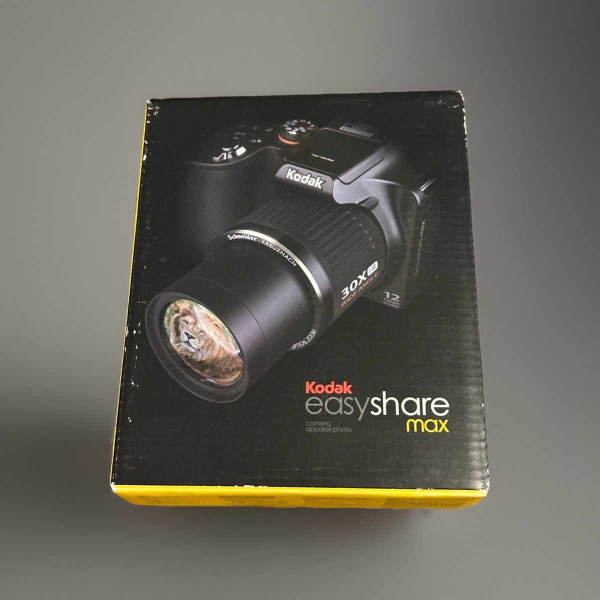 【動作品】Kodak easyshare max Z990 デジタルカメラ Kodak EasyShare MAX Z990 12.0MP Digital Camera, 30x Optical Zoom