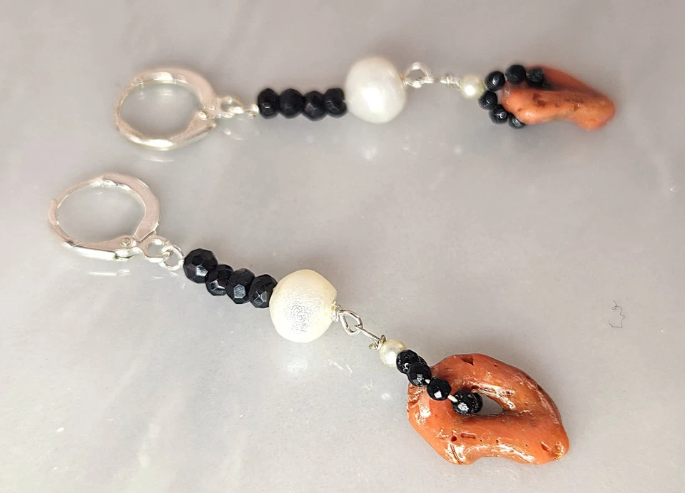 Orecchini: argento 925, perle, spinello nero, corallo - Immagine 4 di 4