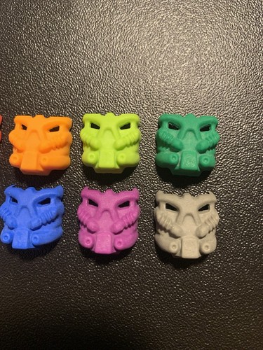 Lego Bionicle Bo Krana Mask Lot Of 8, Red, Orange, Lime Green, Blue, Dark Grey - Picture 3 of 6