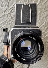 Hasselblad 500 CM Avec Ls & Carl Zeiss Tessar 2,8/80mm T & Magazine Kpl. 500CM
