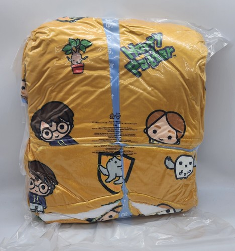GENUINE OODIE - Yellow Harry Potter HUFFLEPUFF (Adult OOD Size) - BNIP - Foto 2 di 2