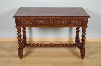 Bureau Renaissance en noyer sculpté à piétement torsadé – vers 1900 - Photo 1/4