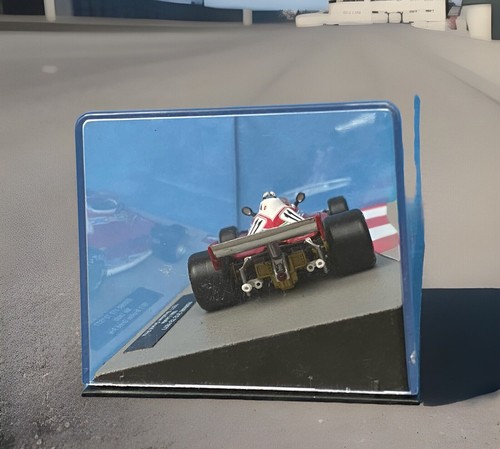 Ferrari 312 T2-1977 / Niki Lauda / Brazilian Grand Prix F1 / Collector Car 1/43 - Picture 6 of 7