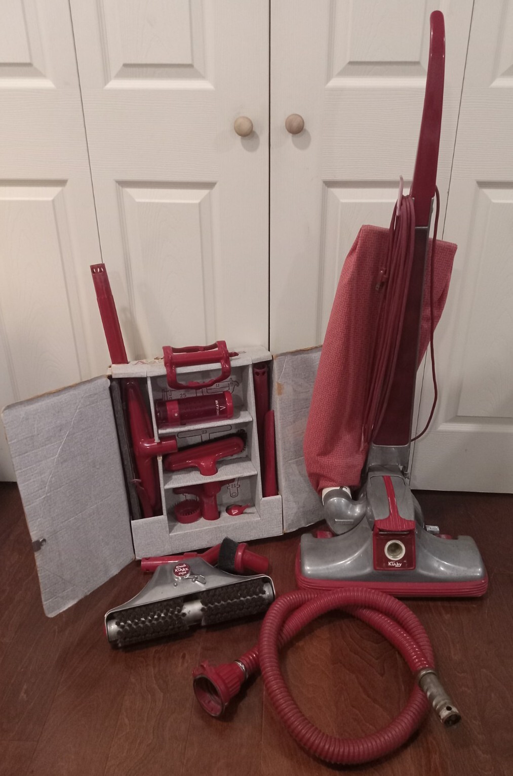 Vintage Kirby Classic III Upright Vacuum Cleaner Model 2CB Tested