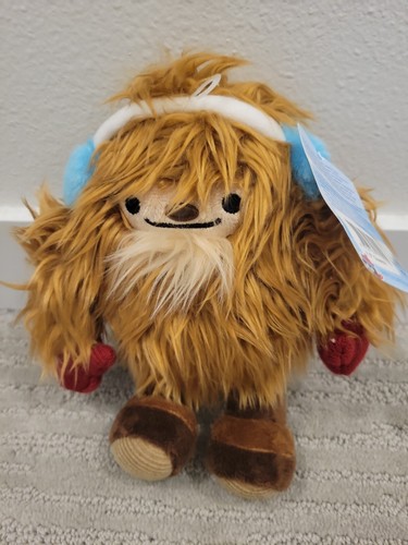 NWT QUATCHI Sasquatch MASCOT VANCOUVER OLYMPICS 2010 PLUSH 7.5" New Red Mittens - Picture 3 of 3
