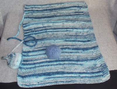 Hand Knit Pet Cat Travel Lap Bed Tree Perch Throw Blanket Jingle Bell Ball Toys