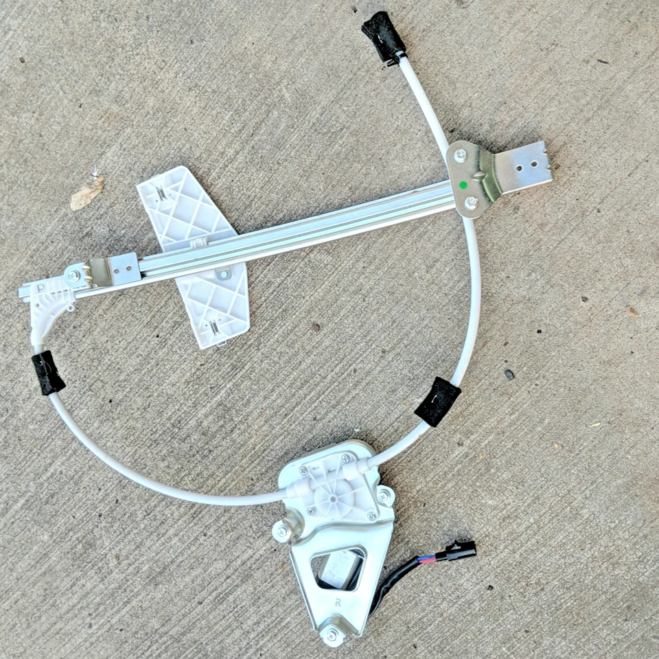 Regulador de ventana eléctrica delantero derecho Dorman 741527 para Jeep Liberty 2002-2005 con motor Foto 2 de 4