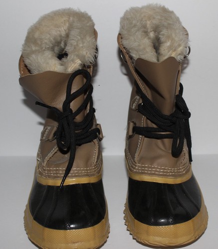 Women's SOREL Manitou Winter Snow Rubber Boots With Wool Lining Made In Canada.