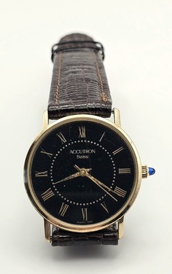 Vintage 1981 (P1) ACCUTRON Bulova Swiss Quartz Gold Tone Watch