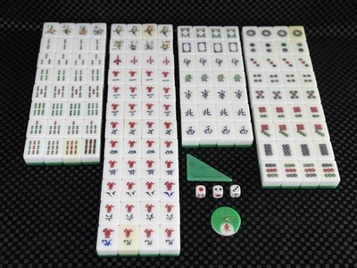 Vintagea Chinese Mahjong Set Complete 144 Tiles Green Backed w Accessories
