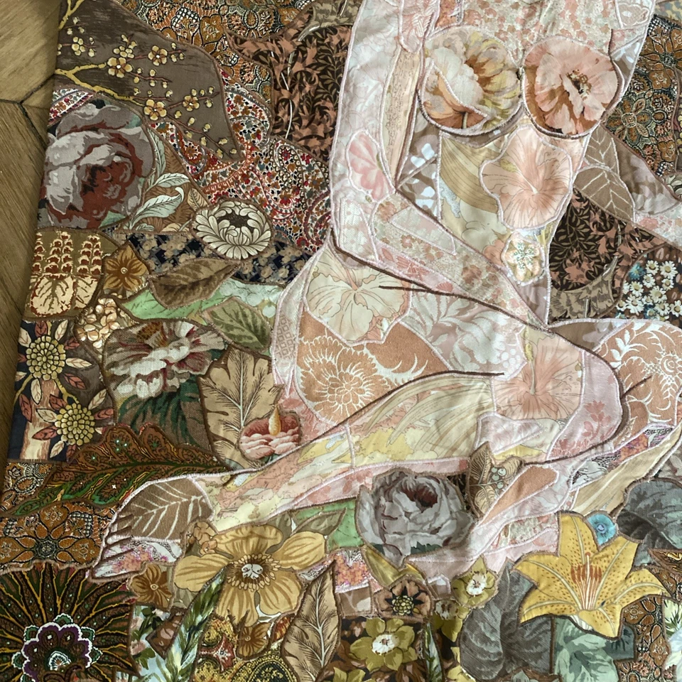 Grande Tenture  Patchwork  Murale / Artiste Élyane Pérel Signée  : Femme Fleurs - Photo 4/4