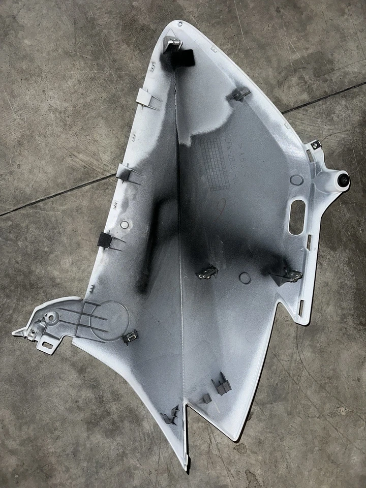 CARENE LATERALI SCUDO ANT. YAMAHA TMAX 530 2012/2016 - Immagine 4 di 4