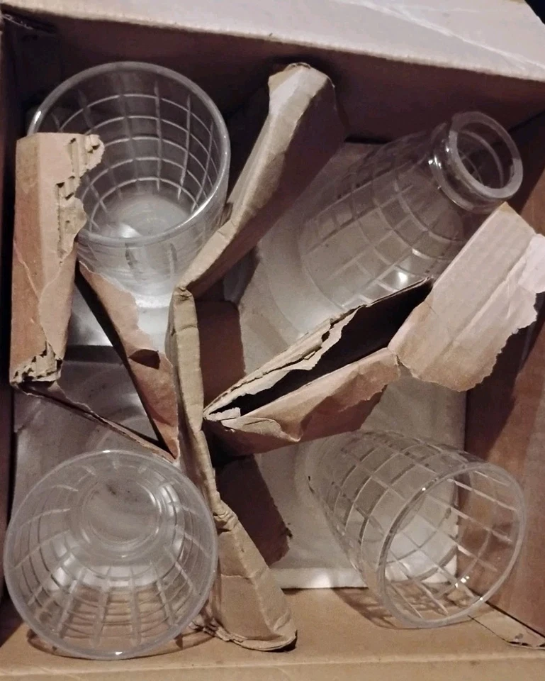 (1 Box) 4 Vtg Hunter Fan Side Lamp Shades SQ Cut Crystal Glass Design #26230 - Image 2 of 4