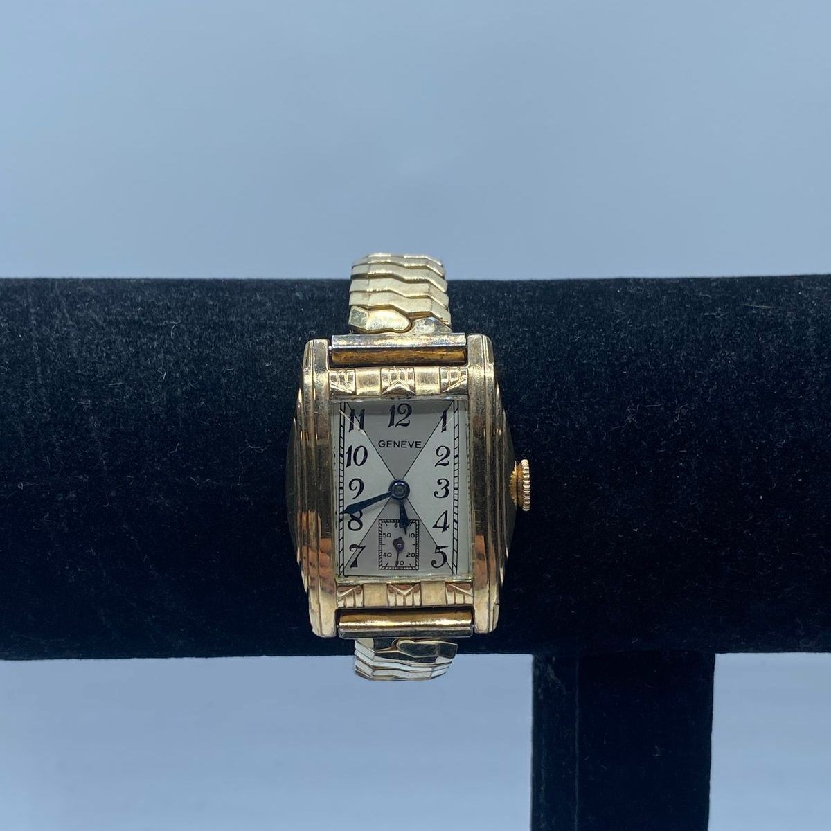 Geneve 27mm Manual Wind Rectangular Case Gold Pla… - image 1