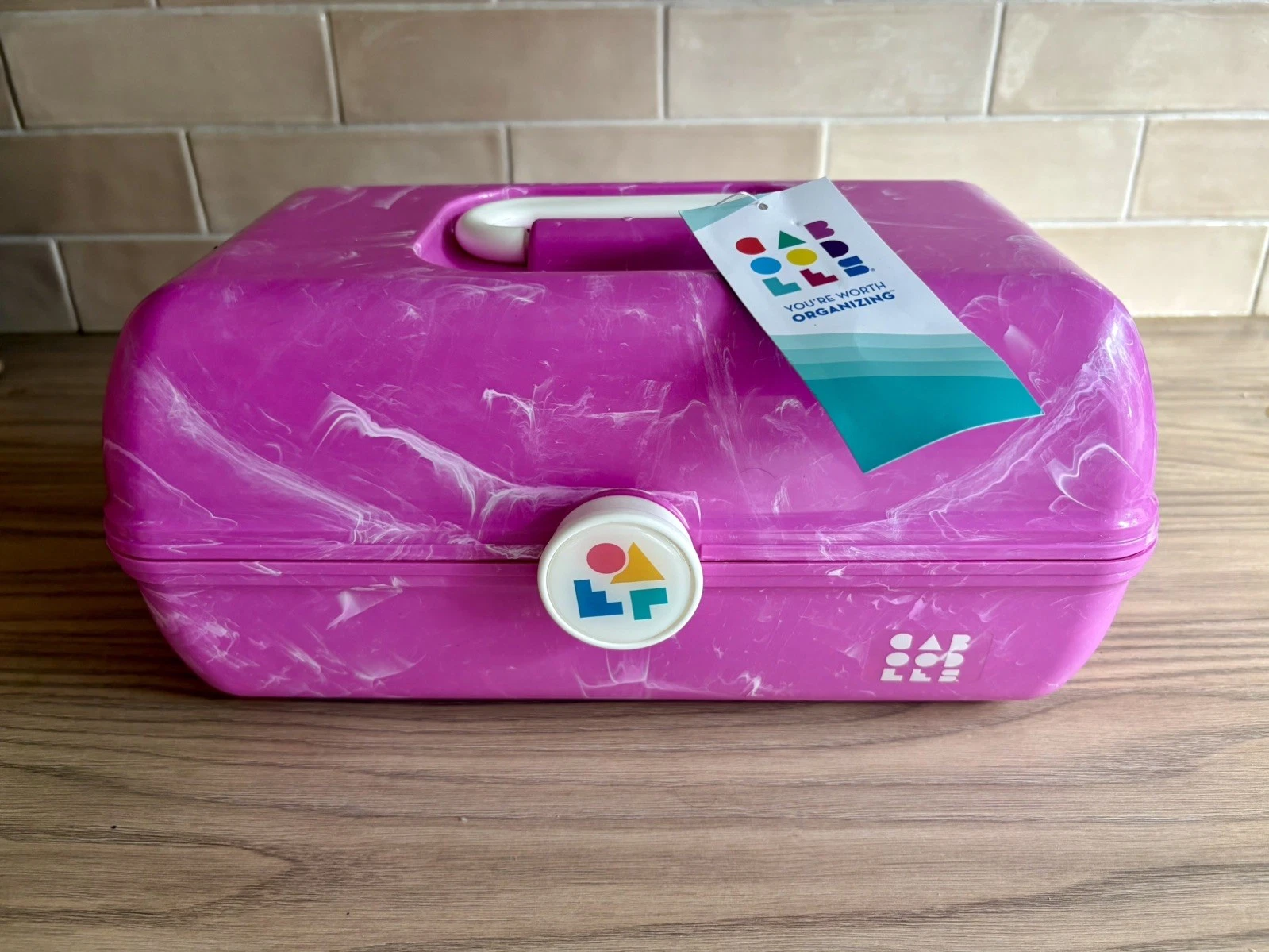 Caboodles On-The-Go Girl Makeup Box Pink Bubblegum, Hard Plastic Organizer NWT
Opens in a new window