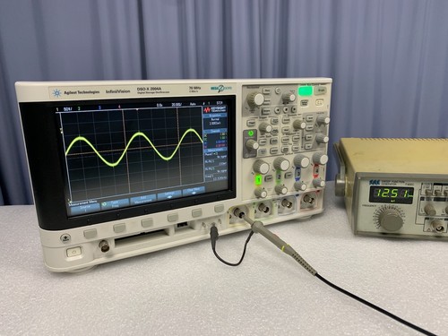 Keysight Agilent DSOX2004A DSO-X 2004A 4 Channel Digital Oscilloscope 70MHz - Picture 2 of 14