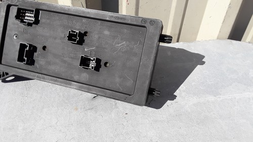 10-18 MERCEDES SPRINTER 3500 W906 FUSE JUNCTION RELAY BOX BLOCK OEM - Picture 8 of 11