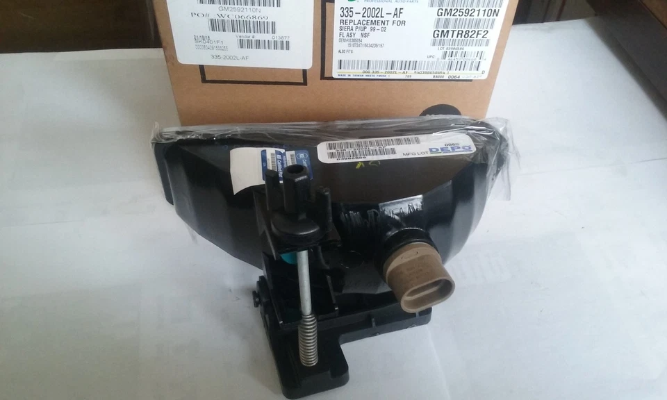 00-06 GMC YUKON 99-02 SIERRA LH FARO ANTINIEBLA LADO CONDUCTOR IZQUIERDO GM2592110N Foto 2 de 2