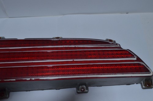 1974-1978 OEM PONTIAC FIREBIRD TRANS AM LUZ TRASERA DERECHA LENTE Y CARCASA 5949830 - Imagen 4 de 13