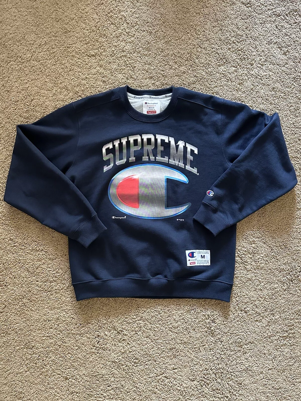 Sweat shirt à encolure rasée chrome taille M   Supreme Champion marine
