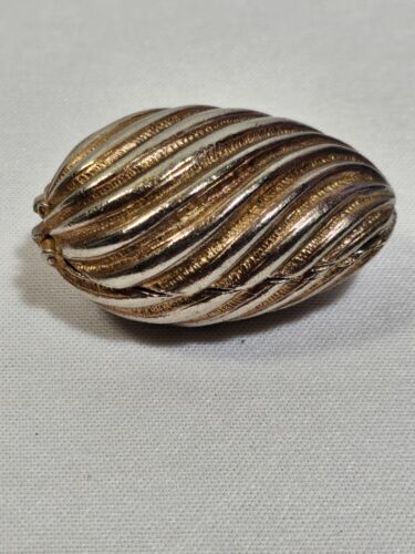 Vintage massives Parfum kompakt strukturiert goldfarben EGG aufklappbar antik - Bild 2 von 7