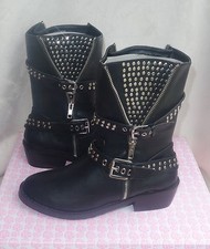 First Love de Penny Loves Kenny "Willa" Botas Negras con Tachuelas Talla 7 Nuevas