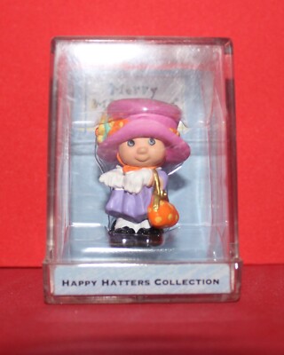 Hallmark Happy Hatters Collection Missy Millner 2000 Merry Miniature