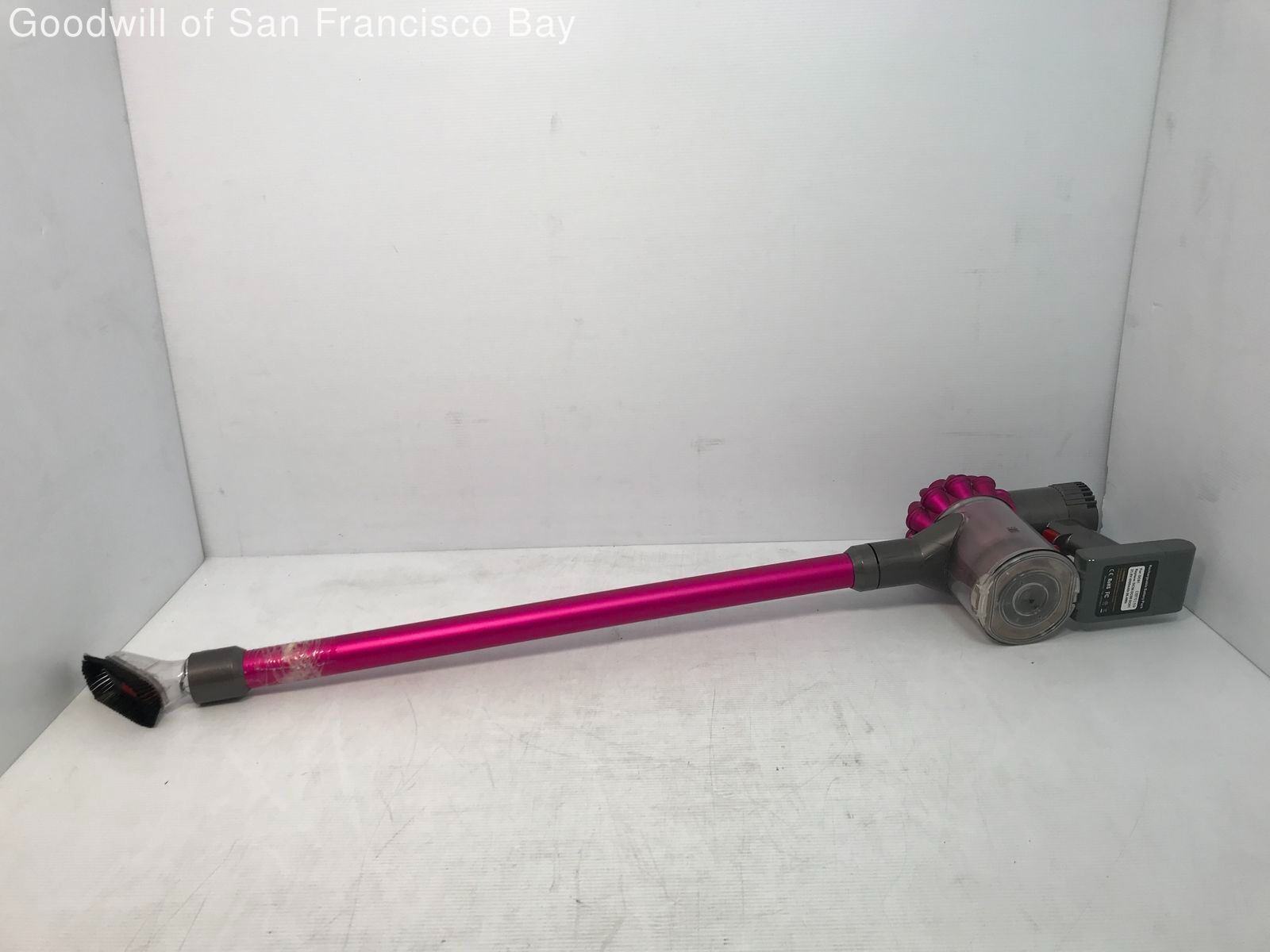 Dyson DC34 Handheld Cordless Bagless Battery Operated Vacuum Cleaner