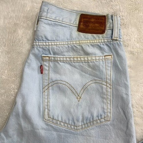 Levi's Women's Wedgie Straight Big E Premium Light Denim Jeans Size 30 x 25.5" - Picture 2 of 16