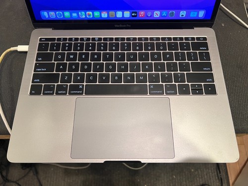 Apple MacBook Pro 13" 2017 A1708 i5 2.3GHz 8GB 128GB Space Grey -READ- - Afbeelding 5 van 11