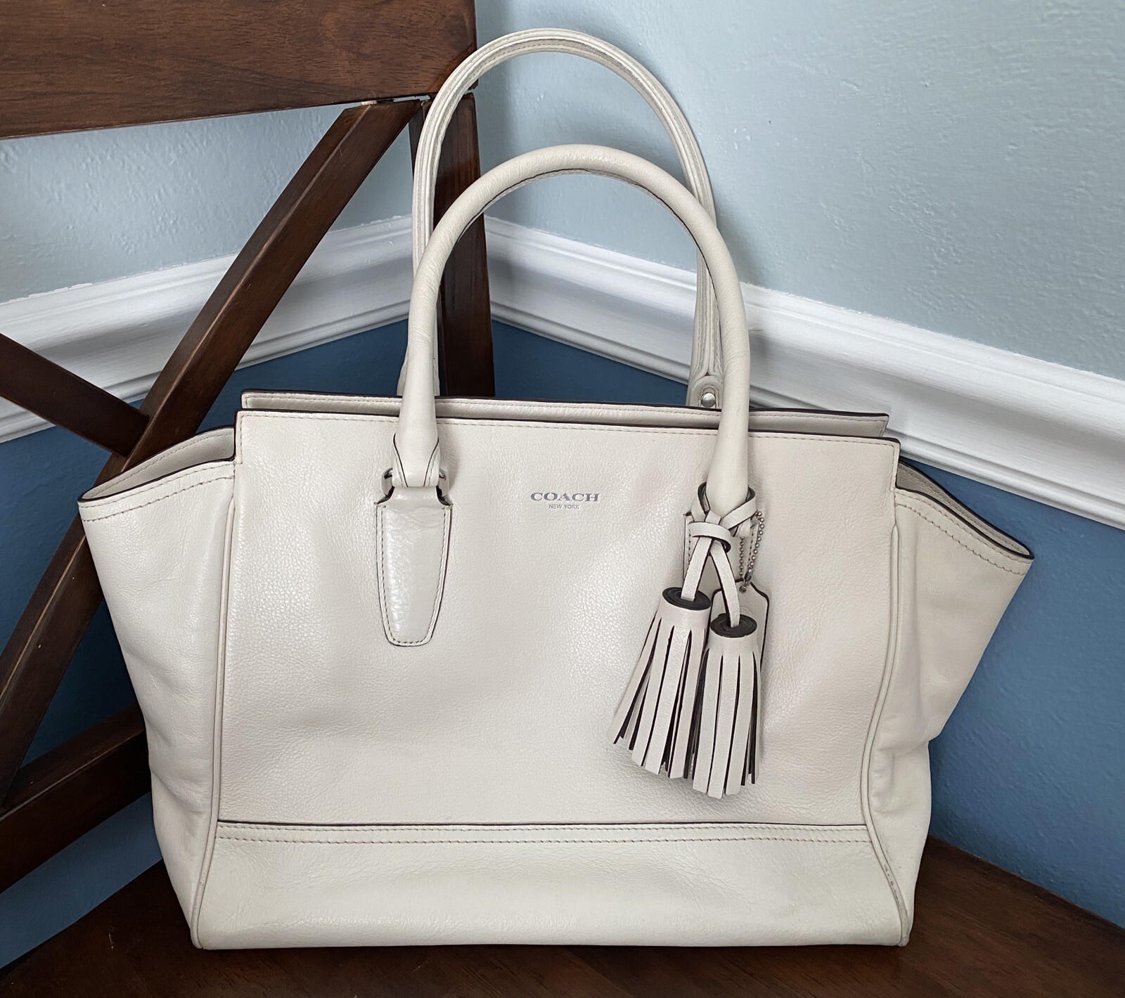 Coach Carryall Handbag Cream/Beige/Parchment Gem