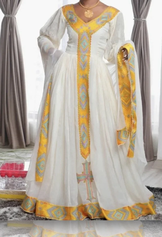 Vestido tradicional etíope de moda y elegante Foto 3 de 4