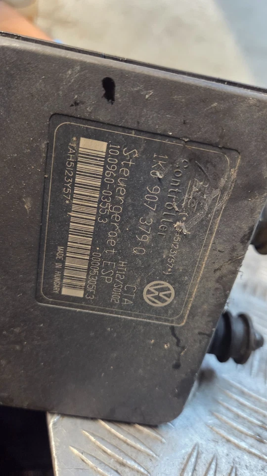 2005 AUDI A3 2.0 TDi SE 5DR S Tronic MK2 8P ABS PUMP 1K0907379Q - Image 3 of 3