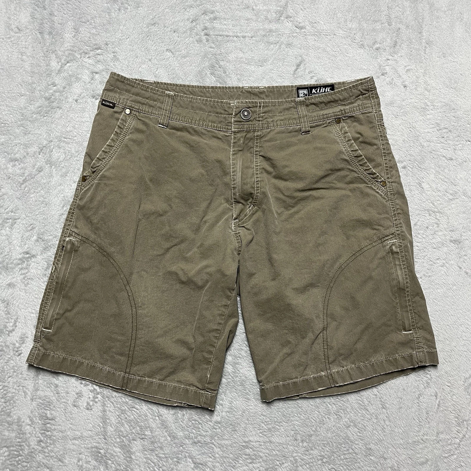 Kuhl Renegade Cargo Shorts Mens 34x9.5 Brown Hiking Outdoors Zipped Pockets