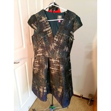 Vince Camuto Dress Classic Fitted Size 6-8 Designer