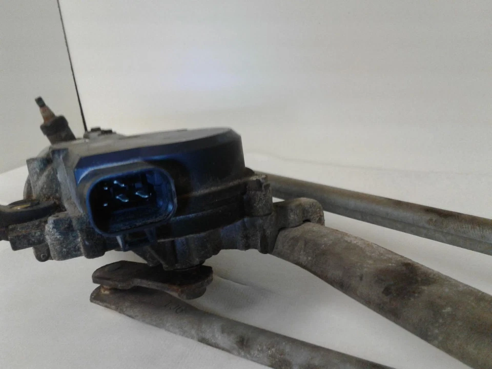 Used Windshield Wiper Motor fits: 2000 Chevrolet Silverado 1500 pickup  Grade A - Image 3 of 4