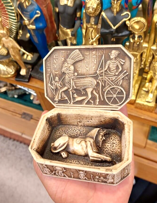 Egyptian jewelry box, Pharaonic inscriptions, Sphinx, BC Egyptian