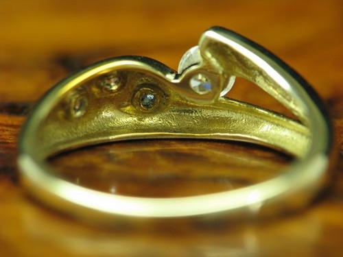 8kt 333 Oro Giallo Anello Con 0,37ct Zirconi Incastonati / 1,6g / Rg 52 - Foto 4 di 6