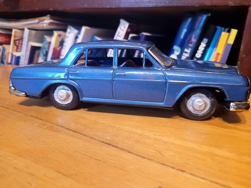 NICE VINTAGE BANDAI BLUE 1960'S TIN FRICTION MERCEDES BENZ 250 SEDAN