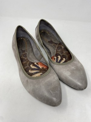 Born Leather Ballet Flats Slip on Shoes Size 11/43 Gray Distressed Look Padded