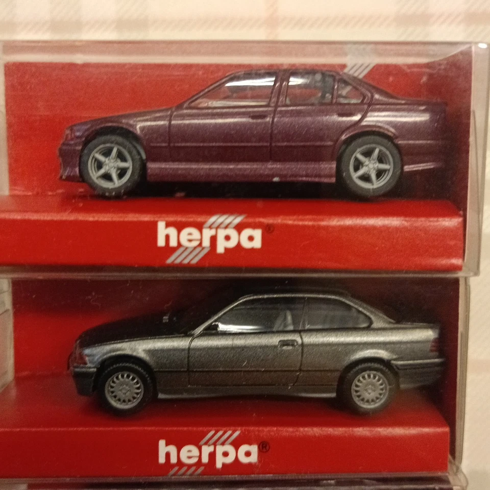 BMW - lotto 3 mod. - 528i Touring - AC Sch. - 325i Coupe - 1/87 H0 - Herpa - Immagine 4 di 4