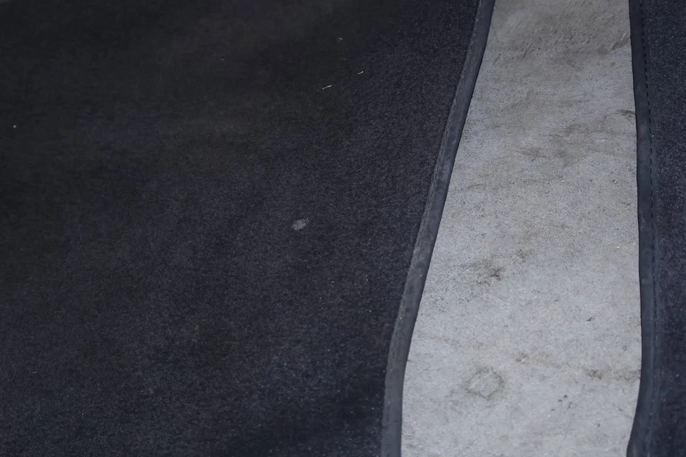 2010-2013 PORSCHE PANAMERA - JUEGO COMPLETO DE ALFOMBRILLAS 97004480060 Foto 4 de 4