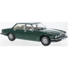 MCG Model Car Group 1:18 Scale Jaguar XJ Series III Green