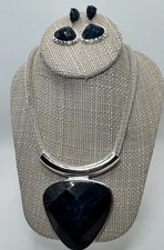 “Statement Necklace Earrings Set Silver Tone Blue Pendant 16” + Extender