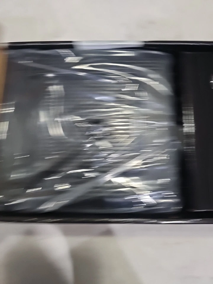 Motorola SBG6580 SURFboard eXtreme Wireless Cable Modem & Gigabit Router - Image 3 of 4